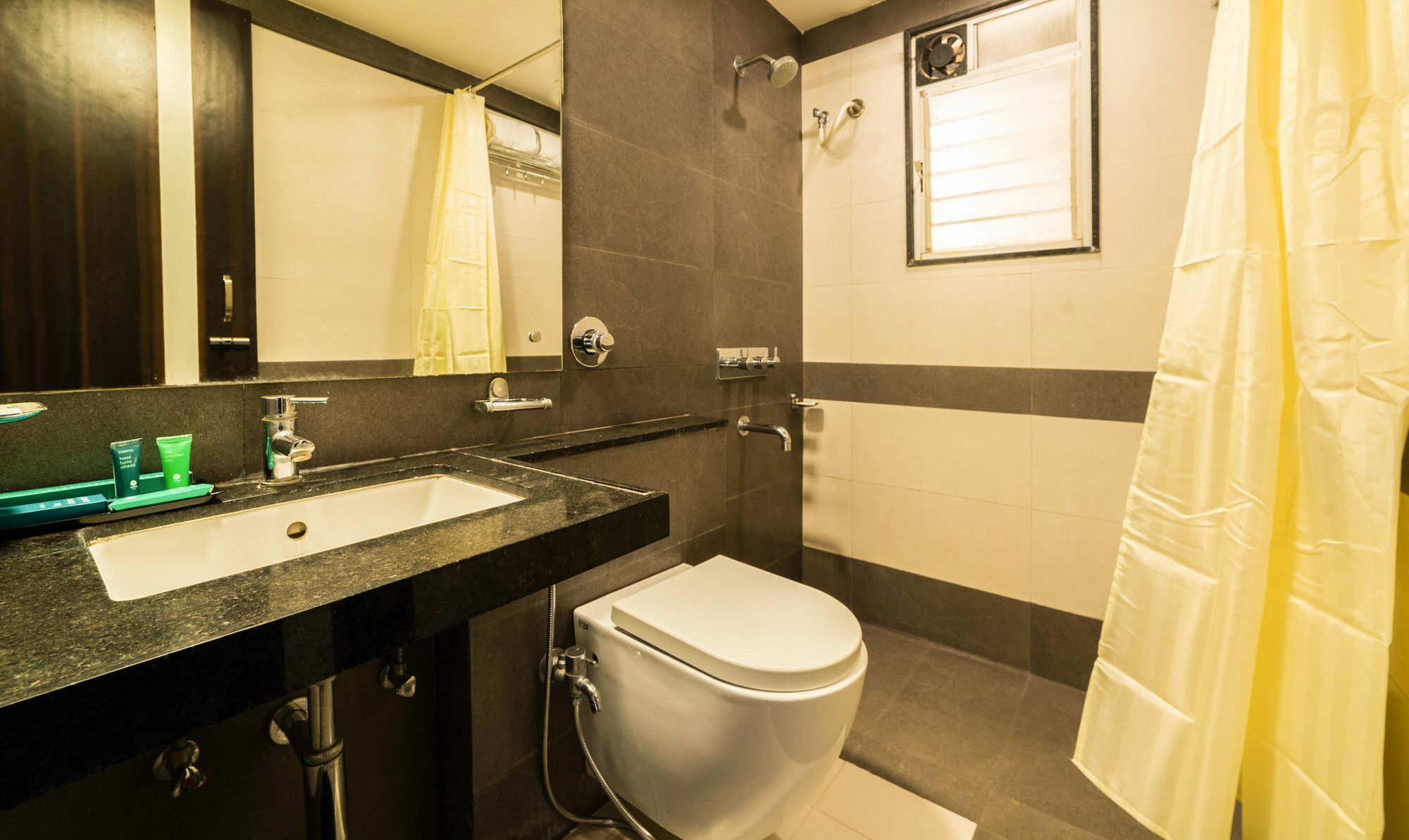 Treebo Trend Abode Hotell Nashik Exteriör bild